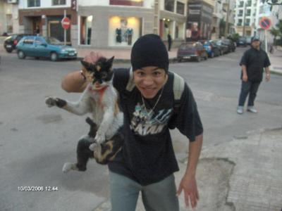 et voila simo alias hardozi t vremon mot bch3ar oula blach je te j t kiiif
